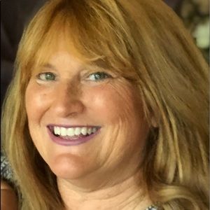 Meet your Posher, Leslie